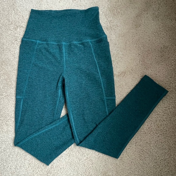 Beyond Yoga Spacedye Out of Pocket High Waisted Midi Leggings - Picture 2 of 5